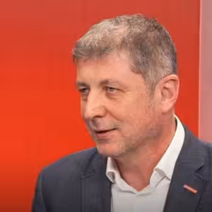 Kuloáry | Jan Lacina (STAN): Fiala testuje nadsázku, sliby o platech jsou nenaplnitelné | 20. 11. 2024