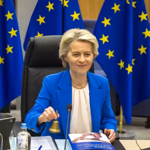 Evropa je v bitvě, varuje šéfka EK. V prvním projevu od znovuzvolení překvapila mimo jiné kritikou Izraele