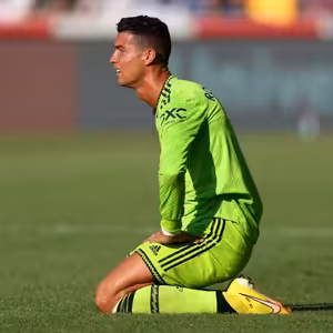 Red Devils v Brentforde zahanbujúco prerazili nové dno