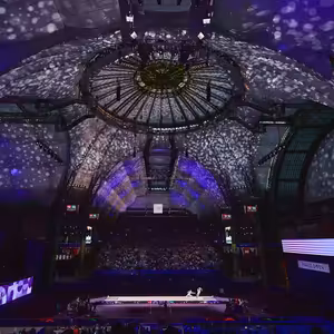 To máš Paříž (3): Modlitba za šermíře aneb Pan kaplan má své sportovce rád