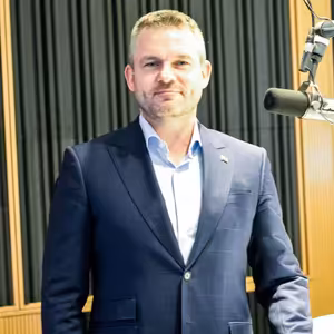 Peter Pellegrini - Neviem o tom, že by za protestami po Kuciakovej vražde... (Braňo Závodský Naživo)