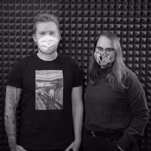 Podcast hmmm...: Kto nepije s nami... alebo ako odmietnuť alkohol, ale nie priateľov?