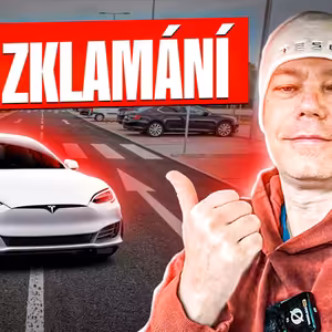 Velké zklamání Tesla Smart Summon 2024.44.3.1