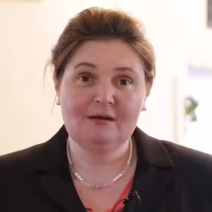 Vedel by si odpustiť zradu?