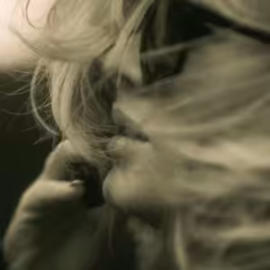 Adele volala slovenské úrady