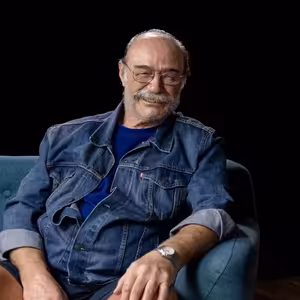 Pavel Nový o komedii S tebou mě baví svět, smrtelné nemoci, tajemné manželce i chystané svatbě