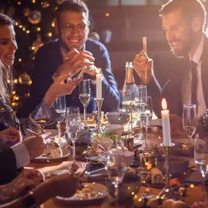 Small Talk #162 - Žhavé společenské tipy, čemu se při pozvání na večeři k někomu domů vyhnout