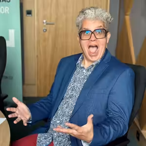 Smícholog Petr Fridrich: Když kvičíte smíchy s kolegy, můžete s nimi dělat cokoli