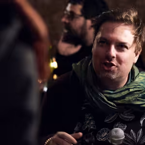 Adam Borzič, Západo-východní zrcadla