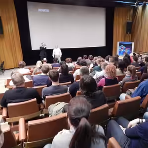 Banskobystrický filmový klub pôsobiaci v Múzeu SNP ponúka netradičné filmy rôznych žánrov