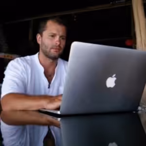 Peter Chodelka - Rozhovor o digitálním nomádství