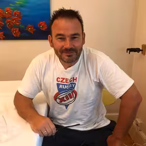 Rugby and how its linked to class divide in the UK | Podcast in English | RobinStudio