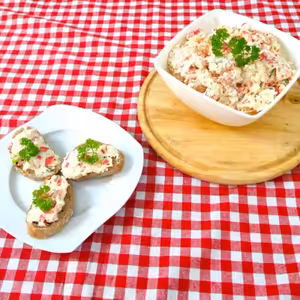 Paprikovo sýrová pomazánka - ta chuť vás dostane do kolen