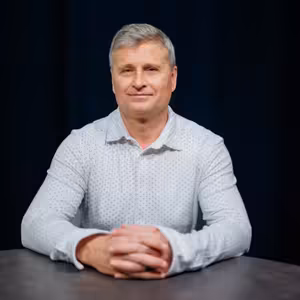 Cnosti a neresti: Za odvážneho sa považuje ten, kto búcha po stole a je počuť jeho hlas