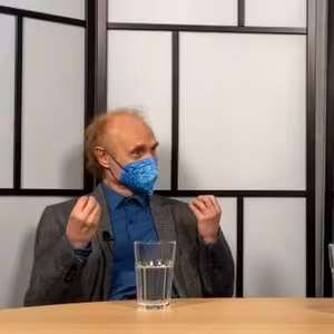 Biolog Jaroslav Flegr: Další varianta Covidu na imunitu zvesela dlabe!