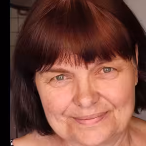 Neférové ceny bývania: Aj absolventi vysokých škôl mieria do chudoby