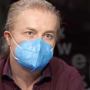 Připadáme si jako póvl, jsme frustrovaní, kultura je odstrčená na vedlejší kolej, kritizuje Šporcl