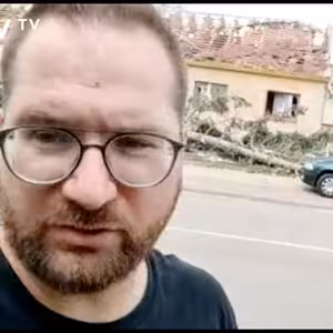 Obyvatel Lužic nás provedl katastrofou: Bylo to hrozné, je tu spoušť. Desítky domů čeká demolice