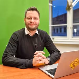 Předehnali jsme Němce. Platíme totiž víc za energie. Bartoš chce zas do vlády. | Čau Praho! #115