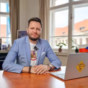 Nechutné dno ODS. Tragikomický ministr Tuleja. Antibabiš zase jede naplno. | Čau Praho! #82