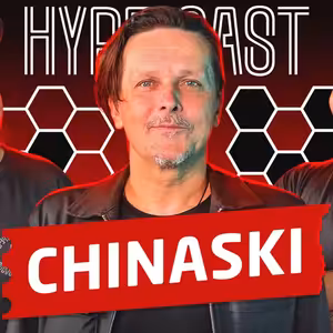 CHINASKI - PŘI KONCERTU NÁM HOLKA ZAČALA KRÁST NÁSTROJE, NA KONCERTU SE NÁS SNAŽILI UKAMENOVAT, HRÁLI JSME VE VĚZNICI A ZVRTLO SE TO Ep.156