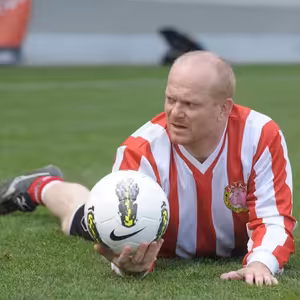 Jarda Kužel forever! David Novotný na Pivu o Okresním přeboru, Rédlovi i Dejvickém divadle