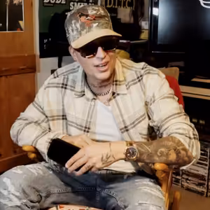 LucasStyle | RETURN | rozhovor