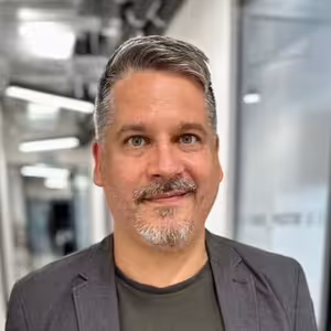 Kreativec Ondřej Hübl: Reklamy už nejsou tak sexy. AI je vytvoří za deset sekund