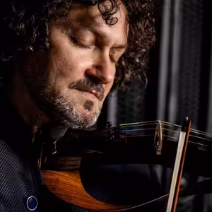 Jarolím Emmanuel Ružička: Nie som hocikto a preto budem pracovať len s tými najlepšími.