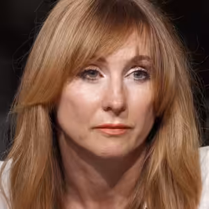 Nemůžu klienty legitimovat, covid necháme za dveřmi. Ztráty už ani nepočítám, říká kadeřnice