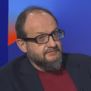 Josef Šlerka: Umělá inteligence lze samozřejmě zneužít. Čekají nás falešné hovory i videa vlastní rodiny | 3. 3. 2024