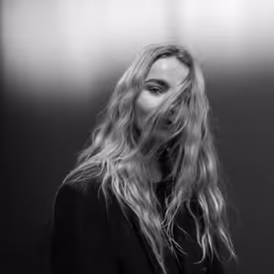 Lucie Kratochvílová - zakladatelka Lula Vintage Prague