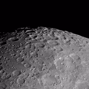 Měsíc je drsná milenka - audiotrailer (mluvené slovo)