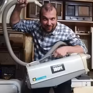 VYSAVAČ 018 - Milan Prustoměrský