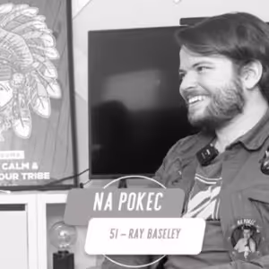 Na Pokec 51 | S válečným fotografem o hrůzách války na Ukrajině. Ray Baseley