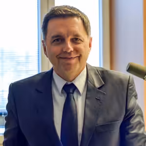 Peter Kažimír - Odchod Mareka Maďariča je začiatok jeho konca v politike