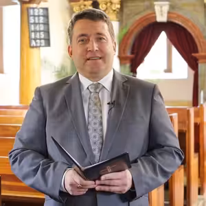 Hľaďme do neba i na svet