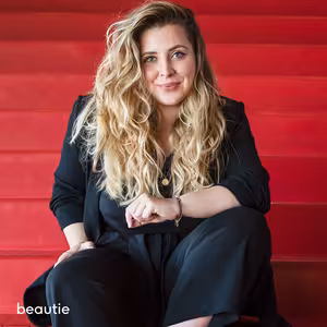 #53 Linda Swaczyna Matásková