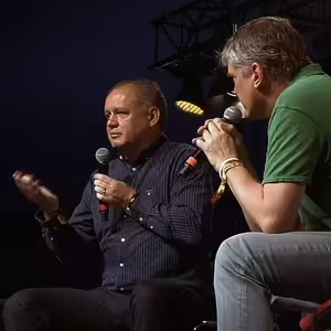 .pod lampou s Andrejom Kiskom: Bude kandidovať?