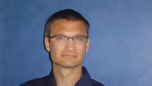 Daniel Dražan: Posilovací dávka očkování proti covidu vystačí na mnohem delší dobu než ty předchozí