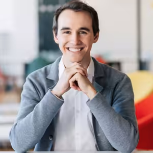 Startupový podnikateľ Tomáš Halgaš vyvíja platformu, vďaka ktorej si vytvoríme aplikáciu za pár minút