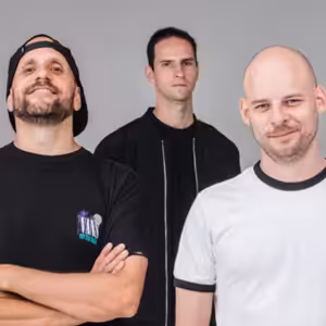 Nejste zklamaný, že tam nejsou prasárny? Vojtaano vs. Fast Food Orchestra (38)