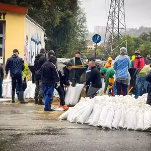 Czech floods 2024: Roma providing aid, Commissioner Fuková coordinating assistance...