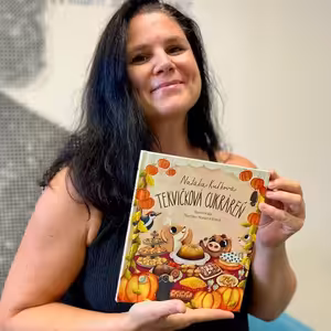 Deti sa tešia! Príbeh o zvieratkách + 12 receptov + nádherné ilustrácie. To je Tekvičková cukráreň