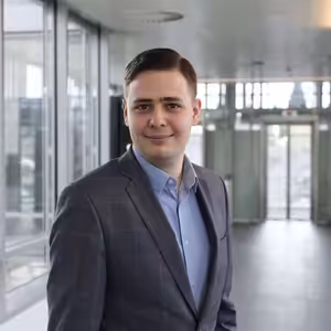 Valuace akcií v Americe jsou vysoké, zklamání v rámci výsledkové sezóny by trh potrestal. Recese se teď neřeší, říká Tomáš Cverna z XTB