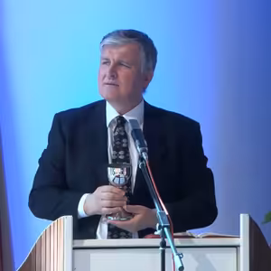 Václav Vondrášek • Svatý přípitek