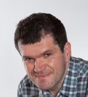 Za spoustu věcí může náhoda. Vlak s Himmlerem přijel v Berlíně na jiné nádraží, říká o plánech odbojové skupiny Tři králové na atentát v Berlíně autor románu "M+B+M" Dalibor Vácha