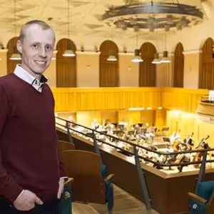 Jonáš Harman - Zaměřit se na mladé lidi není cesta pro budování abonentů; mladý člověk se nechce zavazovat půlroku dopředu, že půjde na koncert