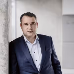 Projekt 121: Robert Čásenský a Mojmír Hampl