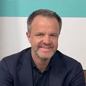 Právník Tomáš Nielsen: Dá se účinně bránit urážkám a dehonestaci na sociálních sítích?